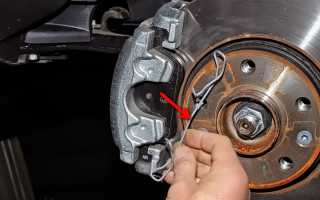 Почему скрипит резина на колесах