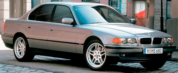 BMW 7 E38