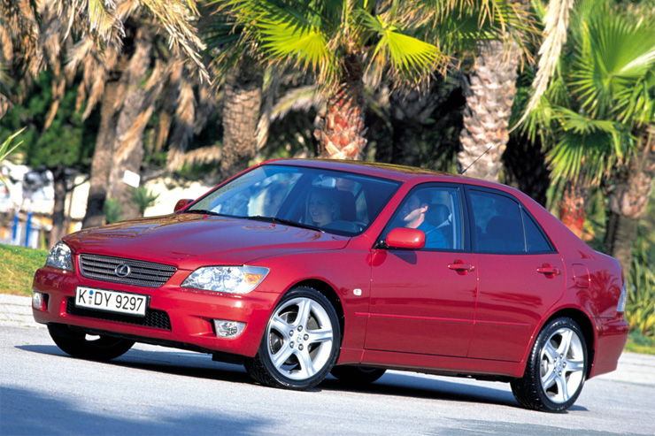 Lexus IS 1