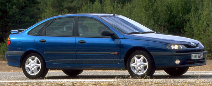 Renault Laguna 1