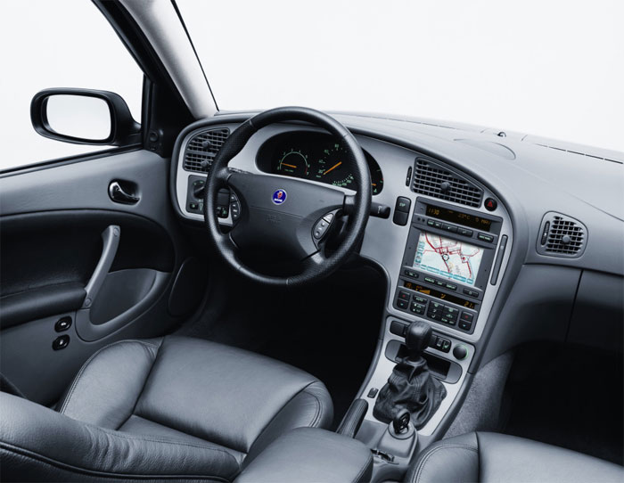 Передняя панель Сааб 9-5