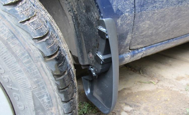 штатные брызговики