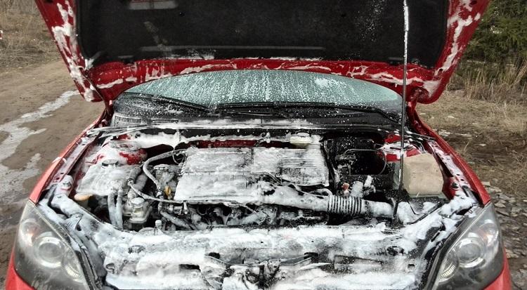 пенный очиститель двигателя