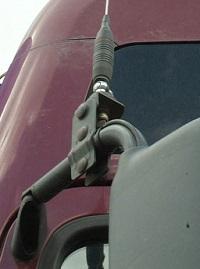 как установить врезную антенну на крышу