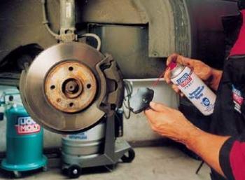 чем смазать суппорта