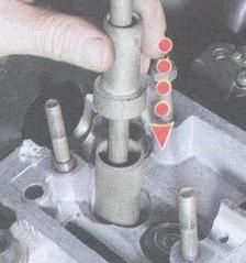 установка маслосъемных колпачков