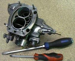 почему троит карбюраторный ДВС