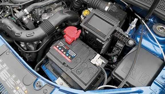 Как определить полярность аккумулятора автомобиля