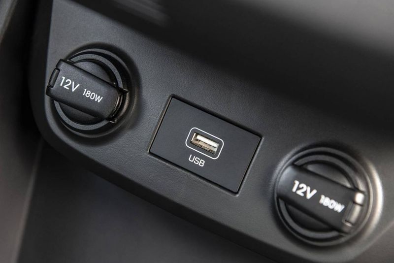 Элементы салона