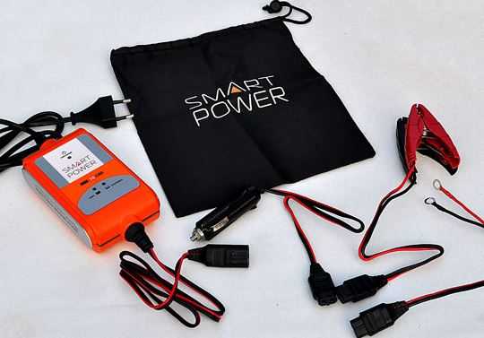 Функционал портативных зарядных устройств примерно одинаковый