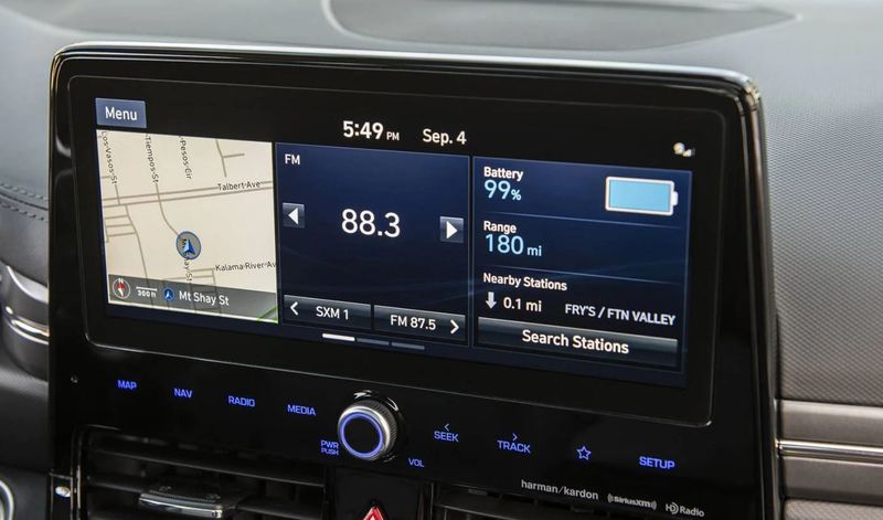 Дисплей информационно-развлекательной системы Ioniq Electric