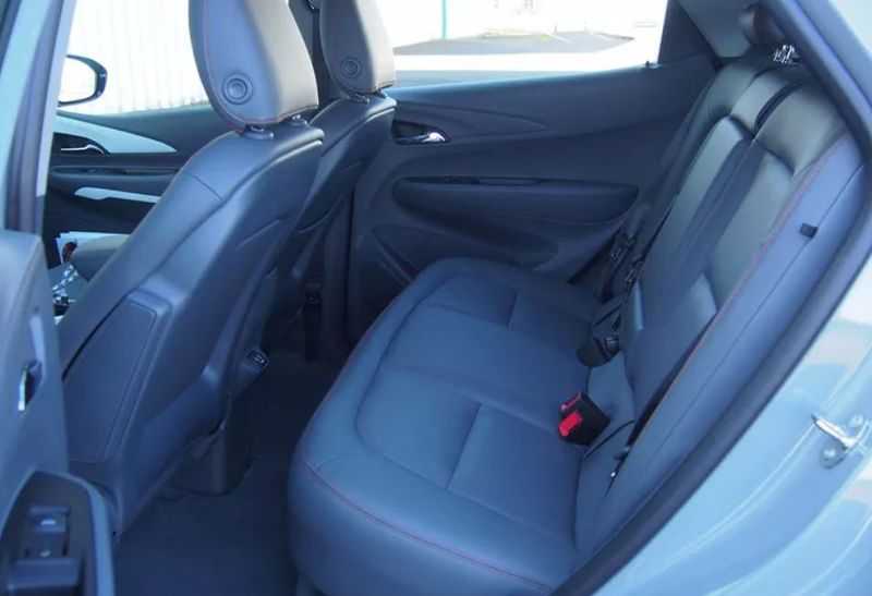 Задний ряд сидений