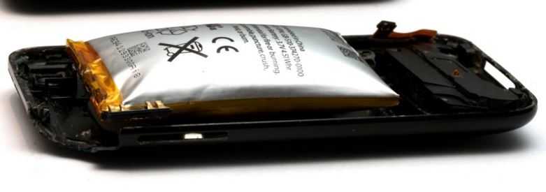 Аккумулятор немного вздулся