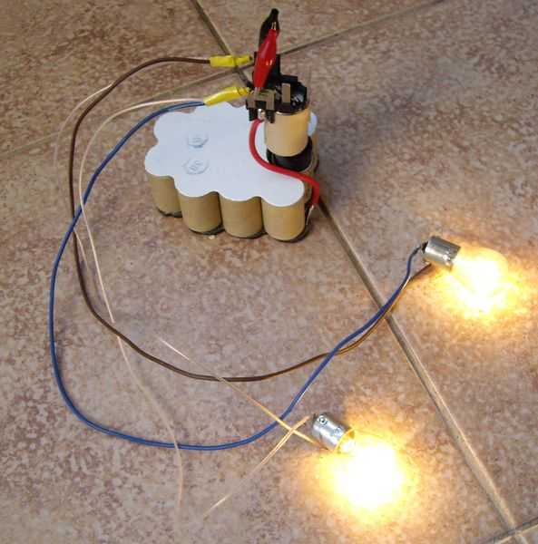 Разрядка аккумулятора шуруповёрта лампочкой