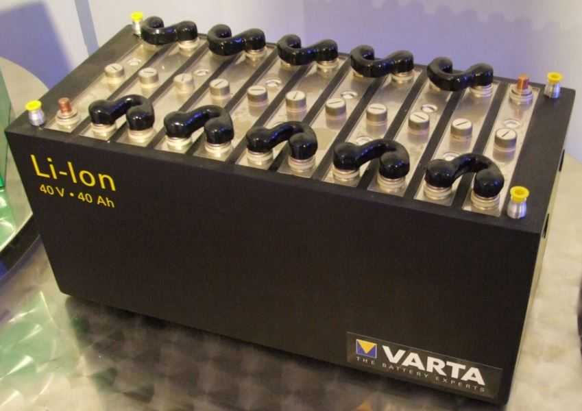 Литий-ионный автомобильный аккумулятор