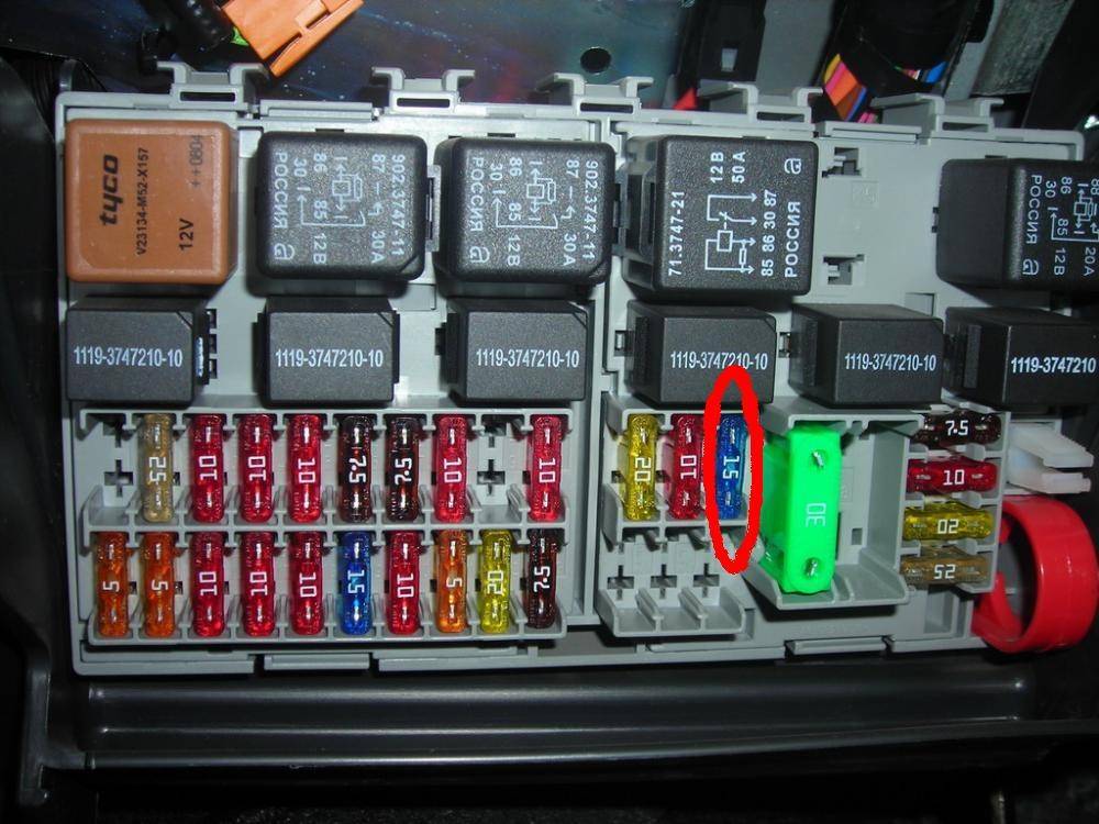 Блок Предохранители