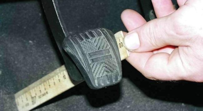 Замер расстояния от пола до педали От педали до пола