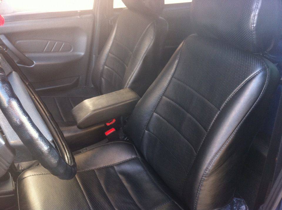 Кожаные чехлы в салоне 2114