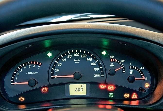 Ошибка выведется на табло Ошибка выведется на экран