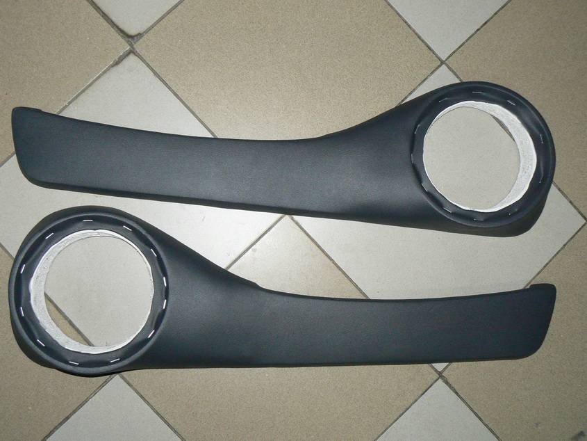 Пластиковые детали Сделано из пластика