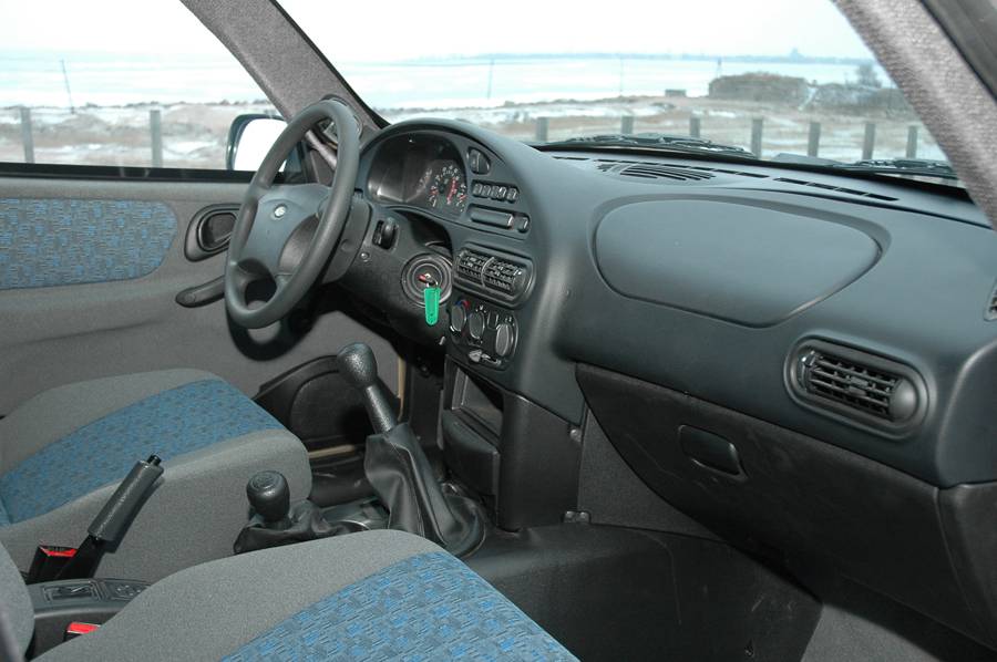 Салон авто Комфортабельный салон