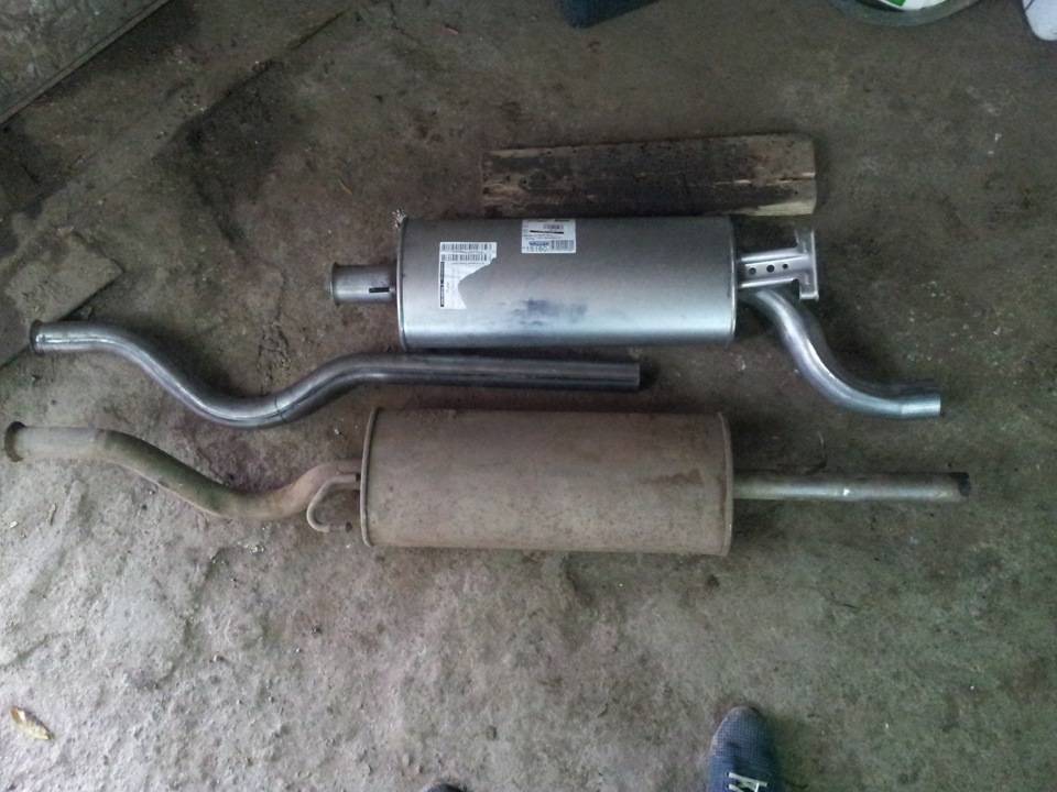 Старая и новая деталь Новая и сношенная деталь