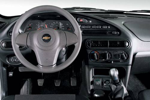 Торпеда отечественного внедорожника Вид торпеды в Ниве Шевроле