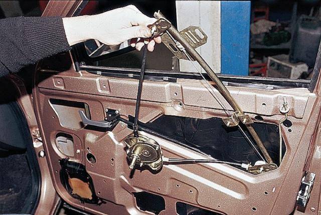 Установка системы Установка электрического агрегата