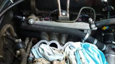 Как поменять патрубок на печку нива шевроле?