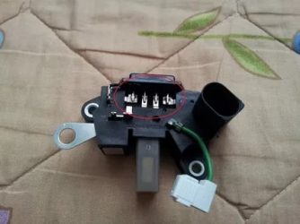 Как проверить реле регулятор приора?