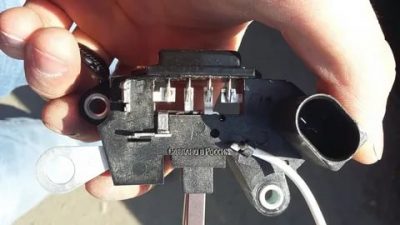 Как проверить реле регулятор приора?