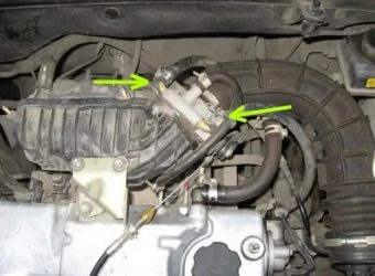 Как убрать воздушную пробку на приоре?