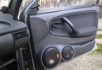 Подиум для динамиков на ваз 2114