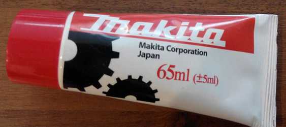 специальная смазка Макита для электроинструмента